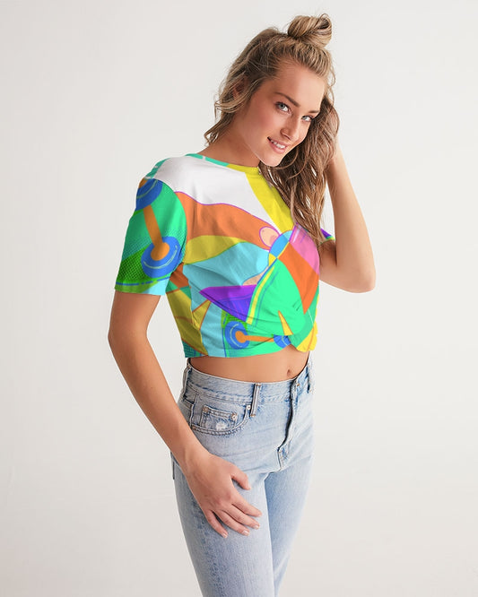 MN-AK1 Women's Twist-Front Cropped Tee