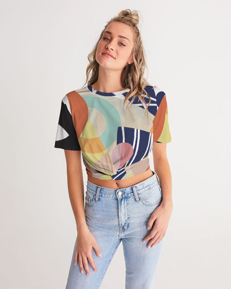 MN-AI1 Women's Twist-Front Cropped Tee