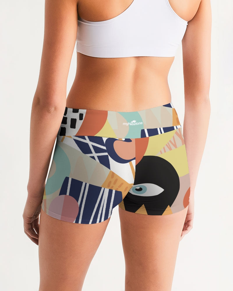 MN-AI1 Women's Mid-Rise Yoga Shorts