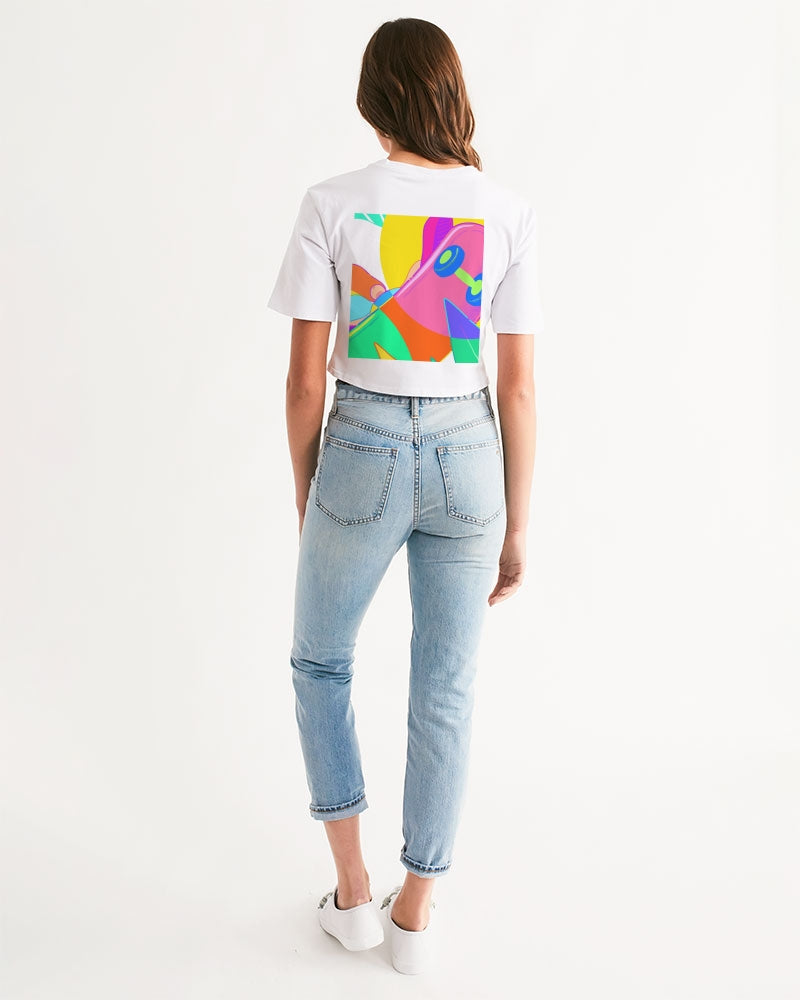 MN-AK1 Women's Cropped Tee